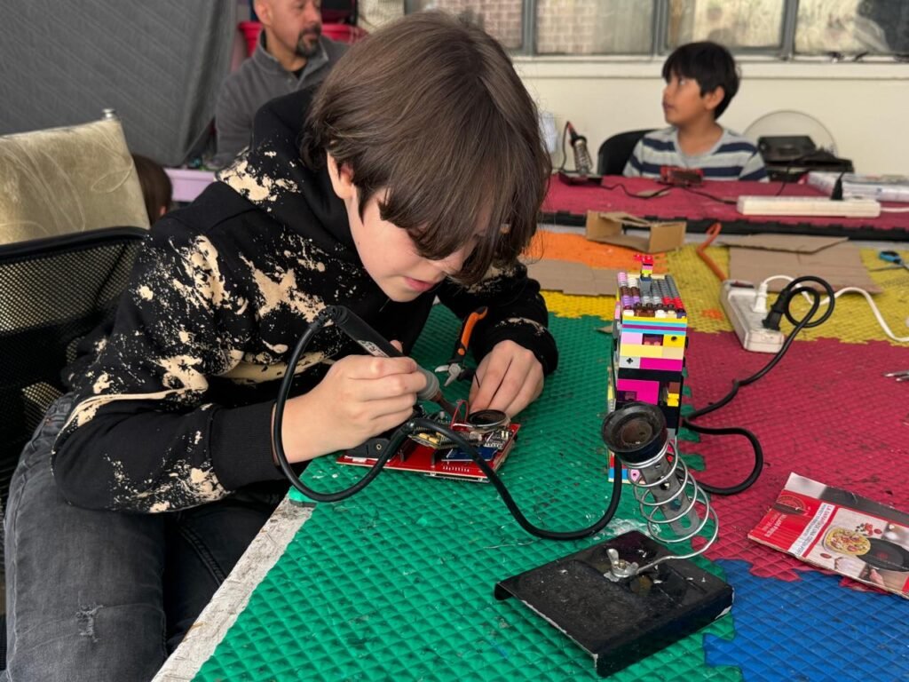 Hoky- robotica niños 2