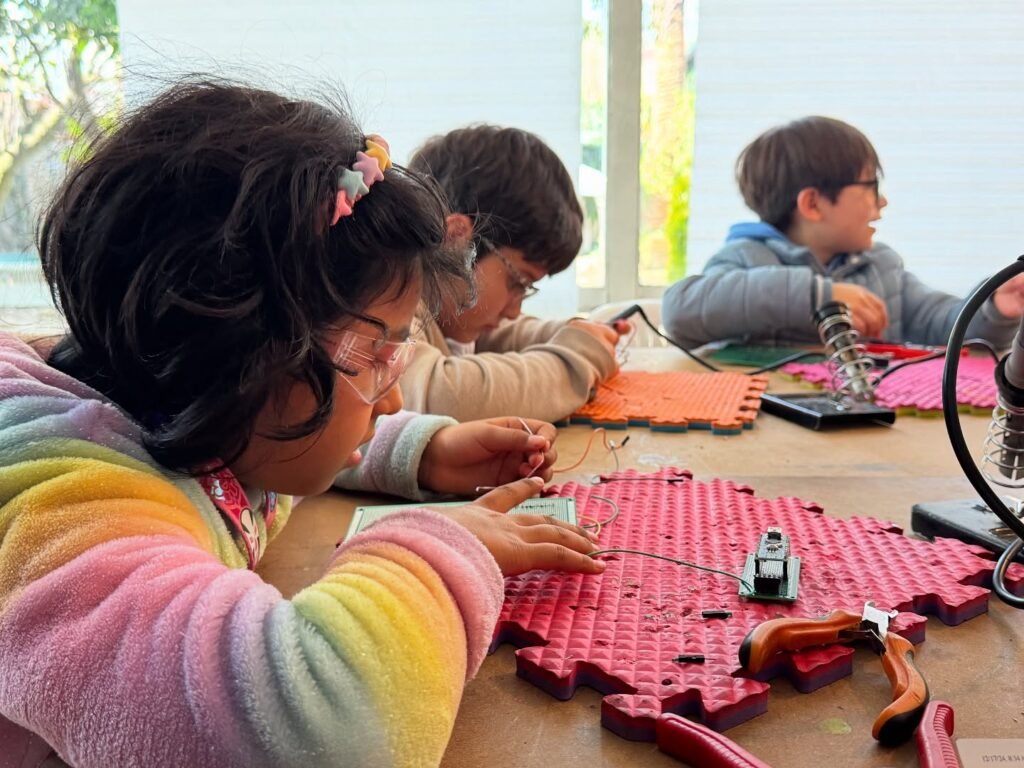Hoky- robotica niños 6